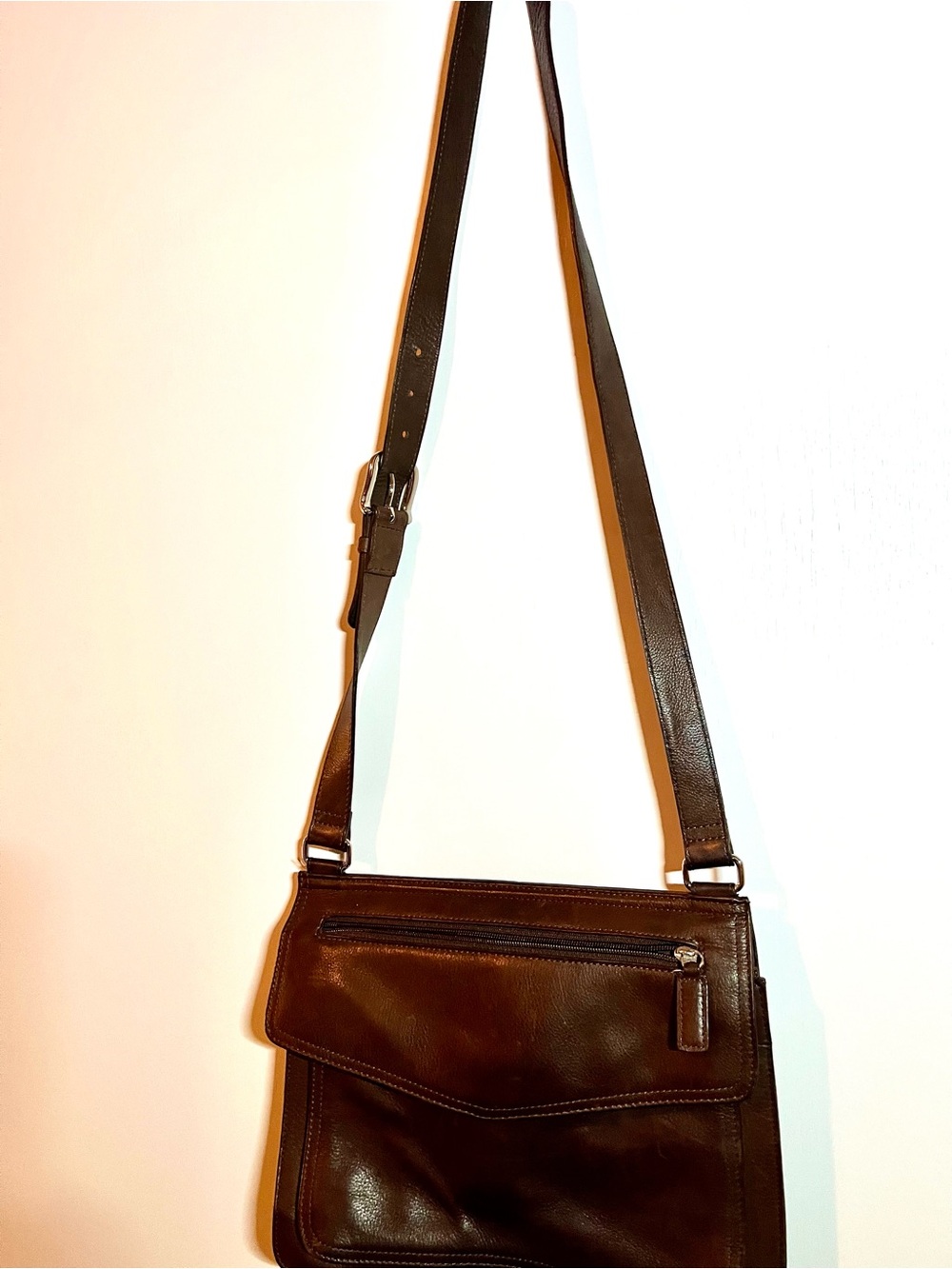 Fossil vintage brown Leather Crossbody Bag with Front Flap